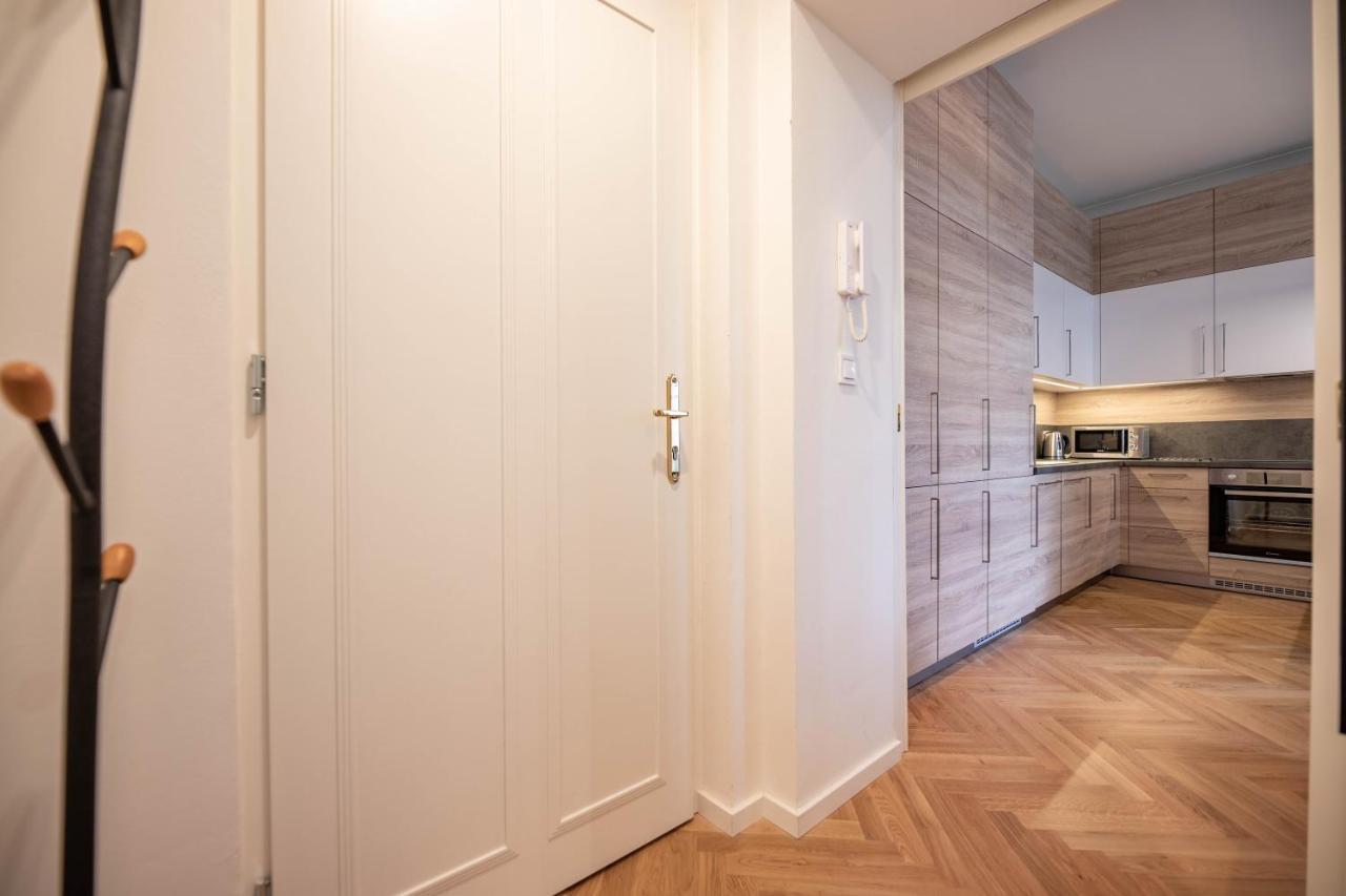 Friendly Apartments In Prága Kültér fotó
