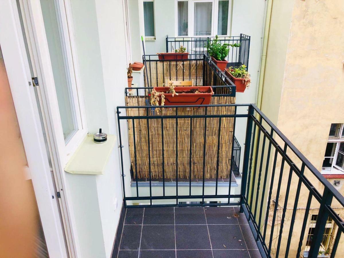 Friendly Apartments In Prága Kültér fotó