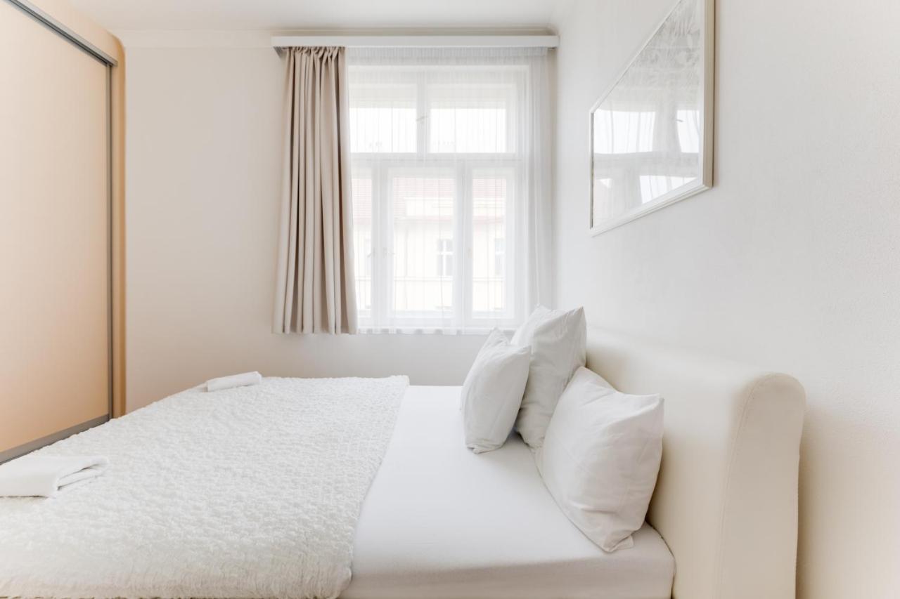 Friendly Apartments In Prága Kültér fotó