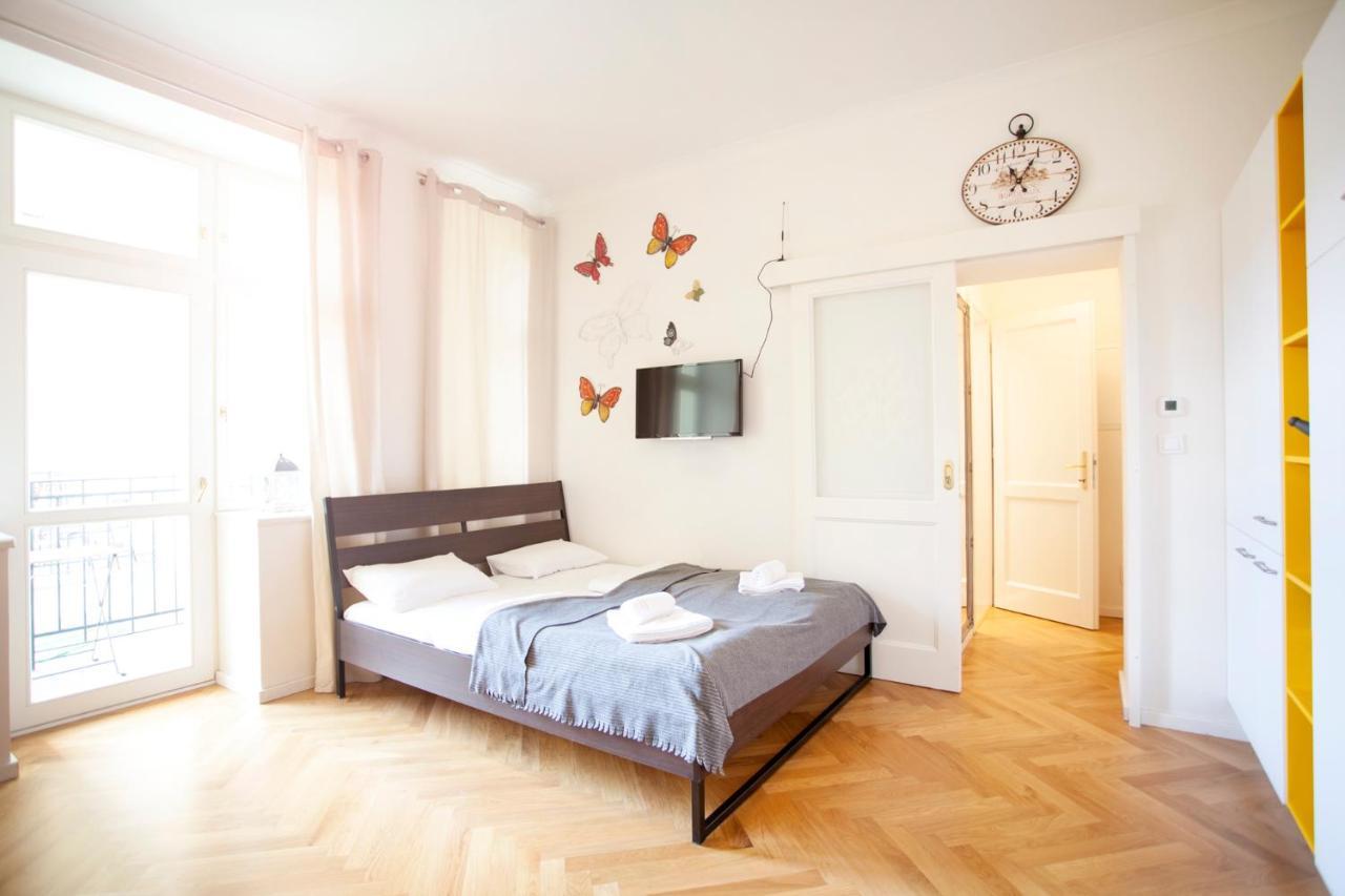 Friendly Apartments In Prága Kültér fotó